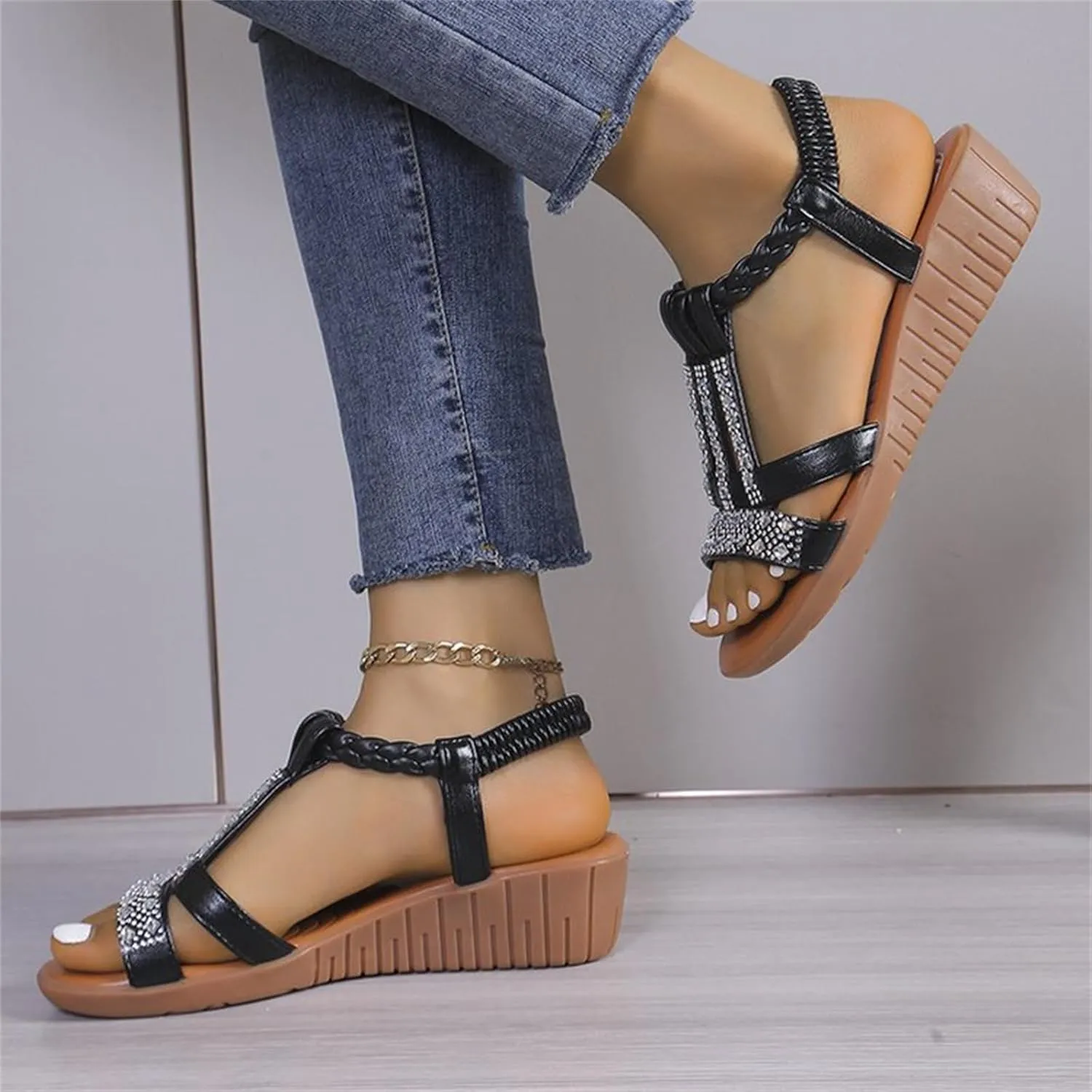 Women Flat Sandals Open Toe Slides Low Wedge Sandal Sparkly Crystal Rhinestone Sandals Elastic Ankle Strap Slip On Shoes for Summer Beach Oceanside Holiday Outdoor
